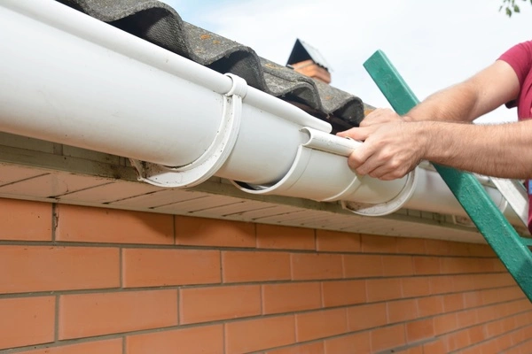 Gutter Cleaning Service